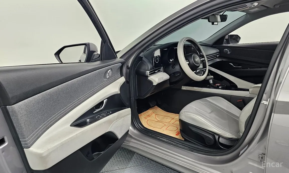 Фото 10 - Hyundai Avante