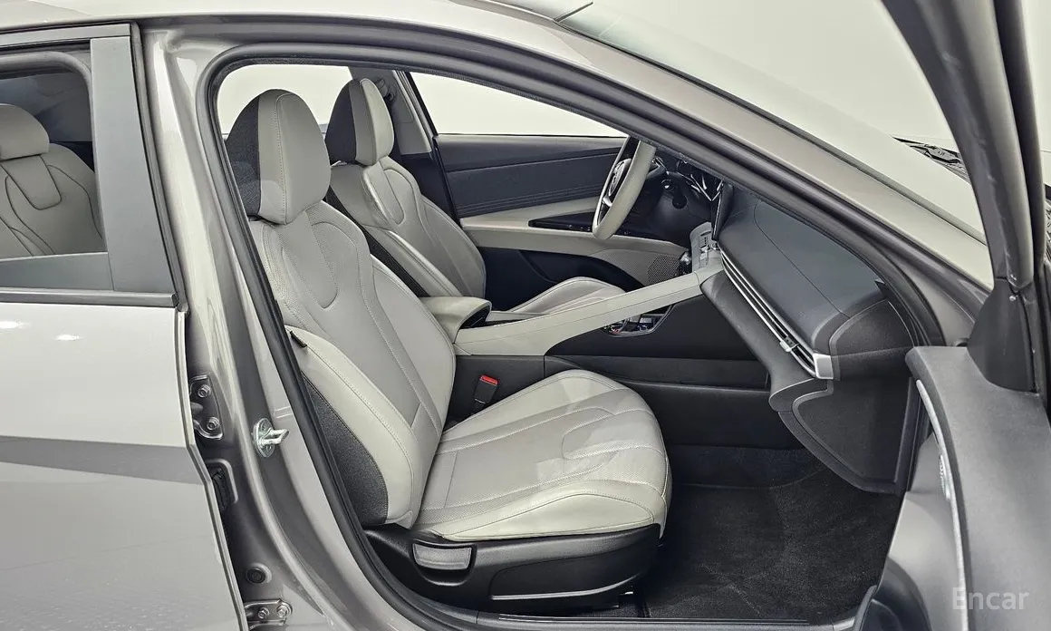 Фото 13 - Hyundai Avante