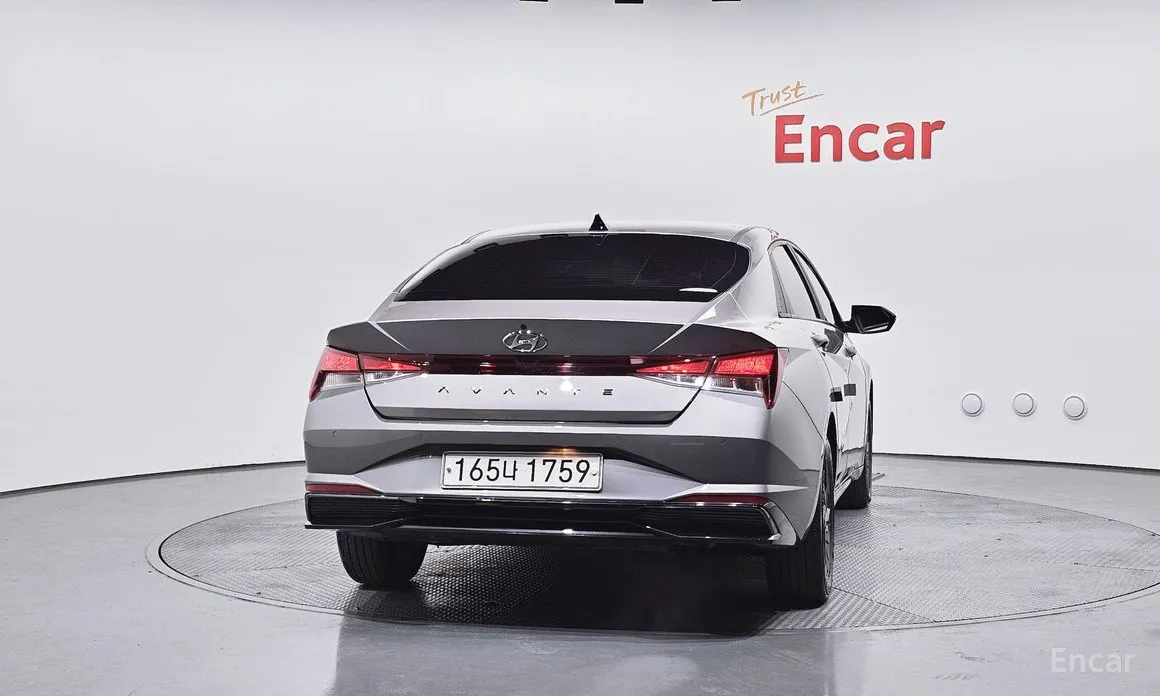 Фото 4 - Hyundai Avante