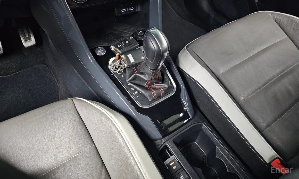 Фото 9 - Volkswagen T-Roc