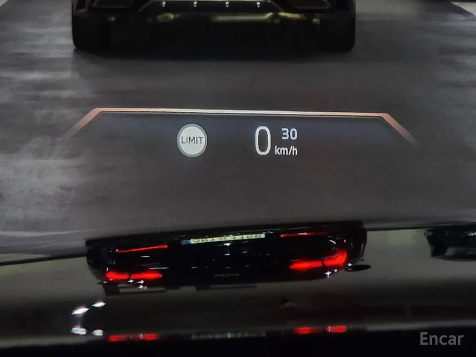 Photo 12 - BMW 7 Series