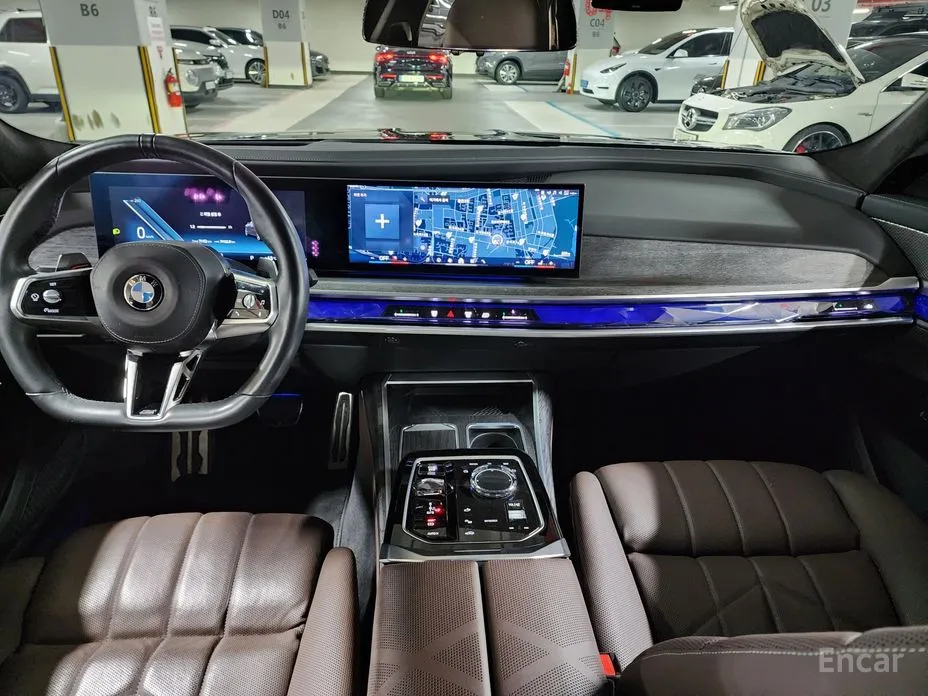 Photo 6 - BMW 7 Series