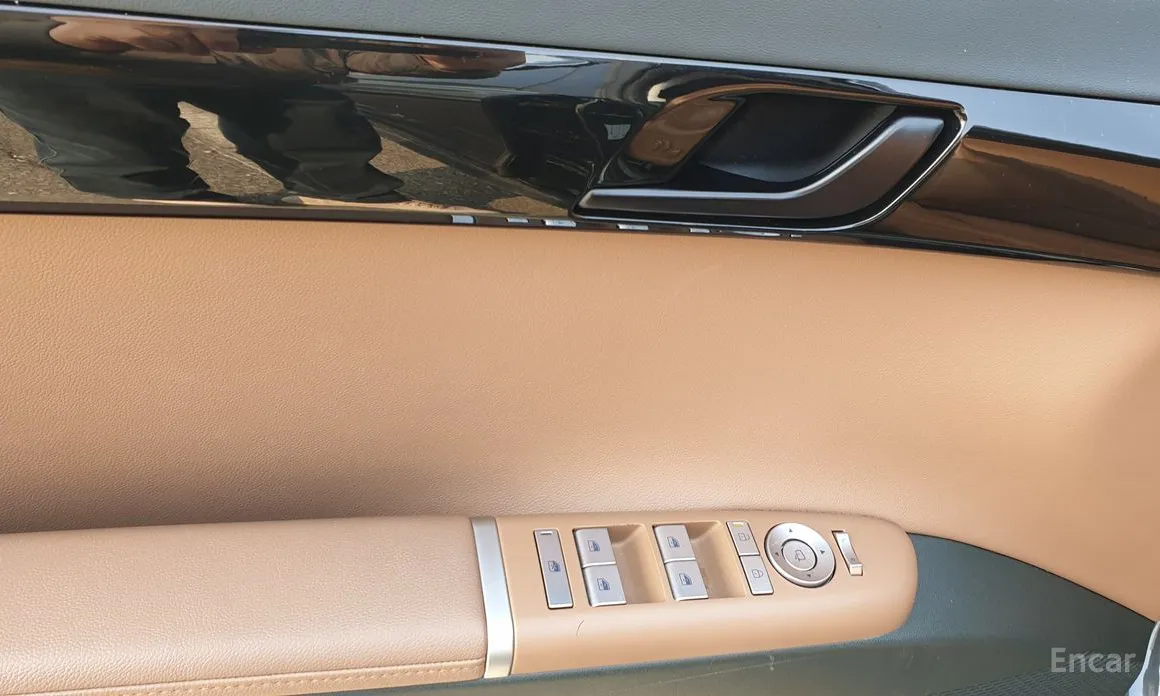 Фото 10 - Hyundai Grandeur