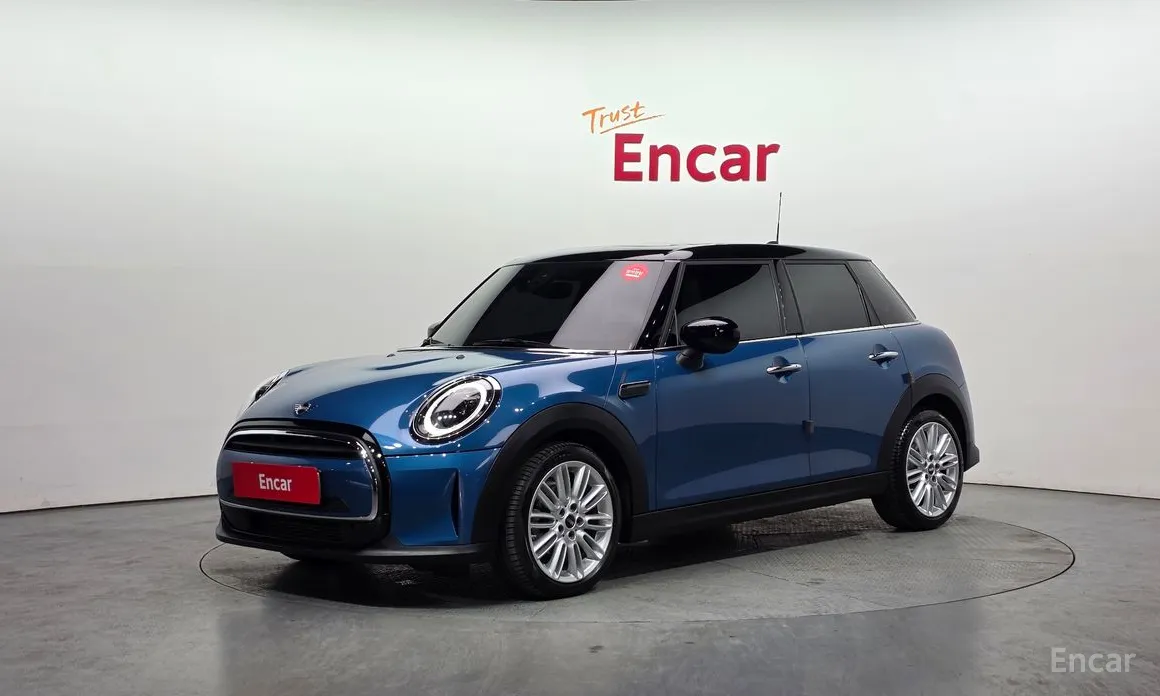 Фото 1 - Mini Cooper