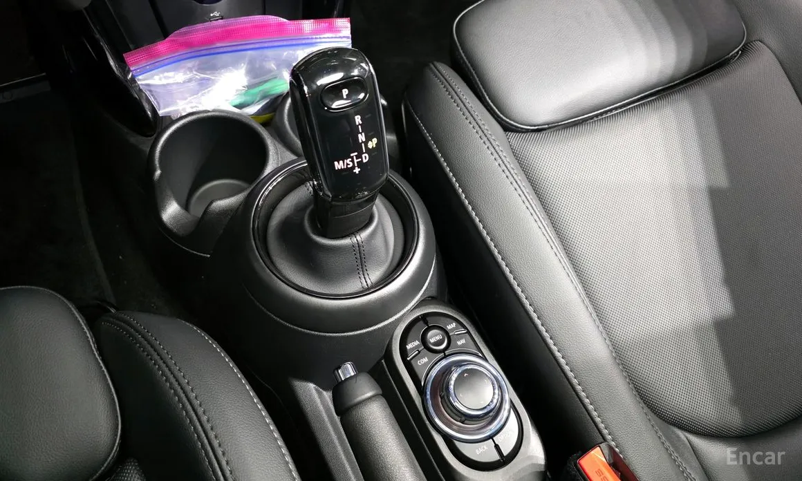 Фото 9 - Mini Cooper