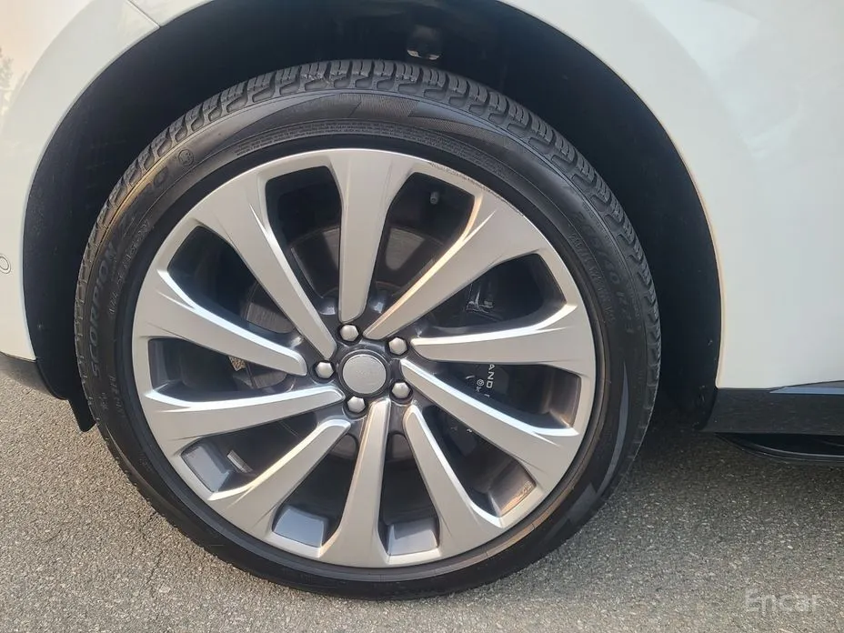 Фото 12 - Land Rover Range Rover