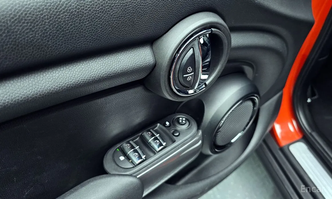 Фото 13 - Mini Cooper