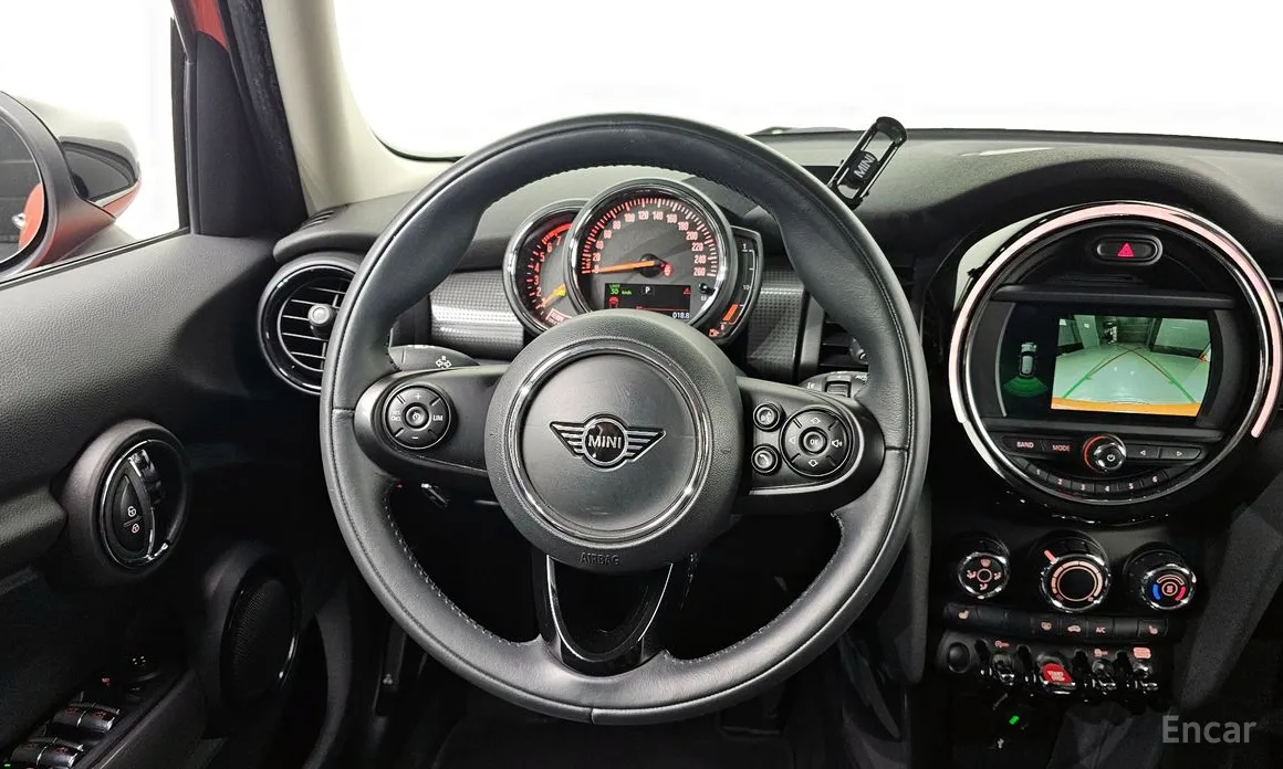 Фото 15 - Mini Cooper