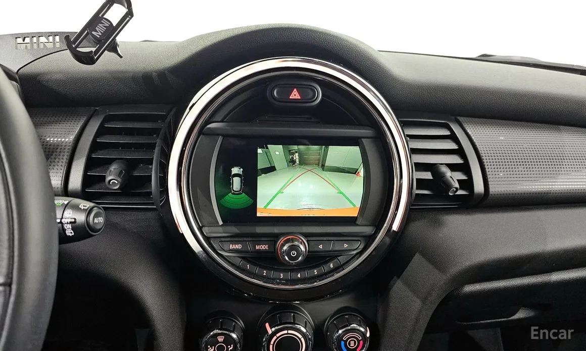 Фото 18 - Mini Cooper