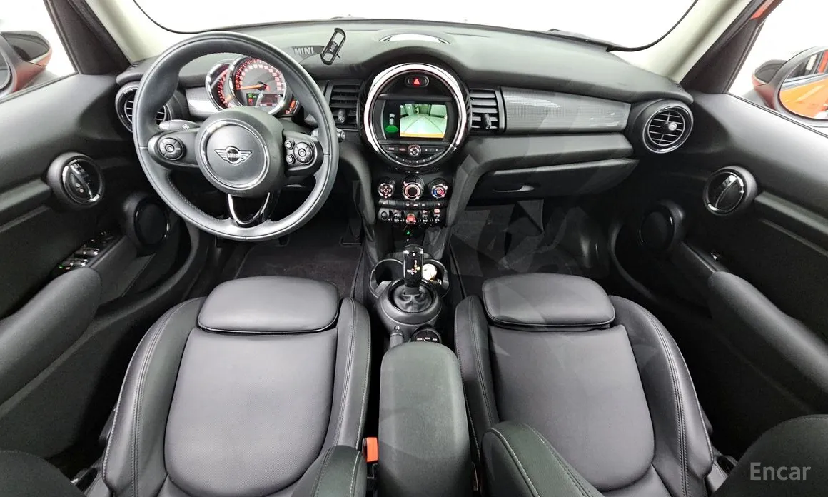 Фото 7 - Mini Cooper