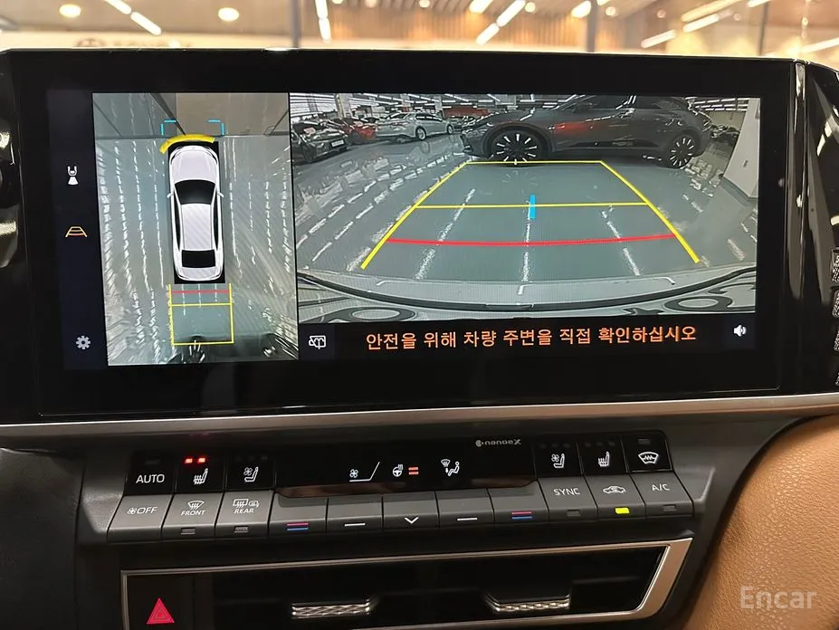 Фото 16 - Toyota Camry