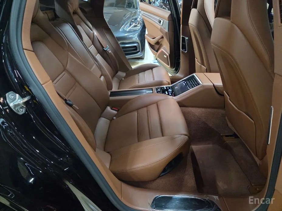 Porsche Panamera 2017 2.9 AWD Platinum Edition