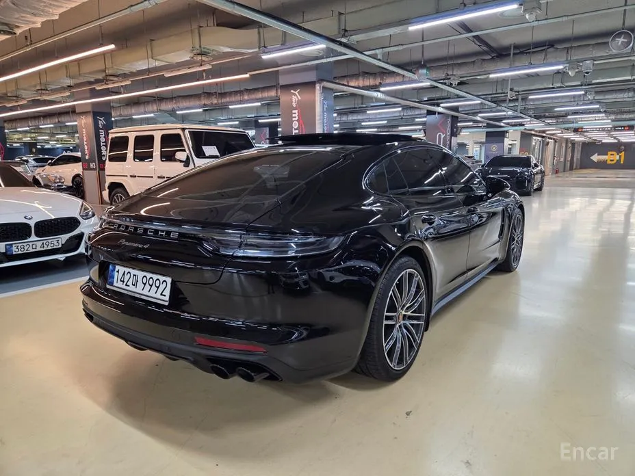 Porsche Panamera 2017 2.9 AWD Platinum Edition