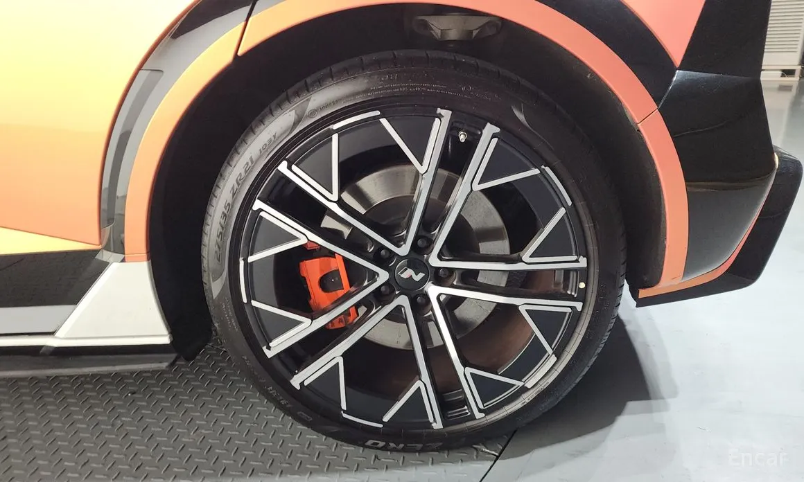 Photo 5 - Hyundai Ioniq 5