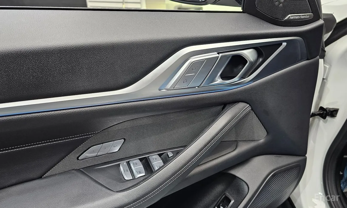 Фото 16 - BMW i4