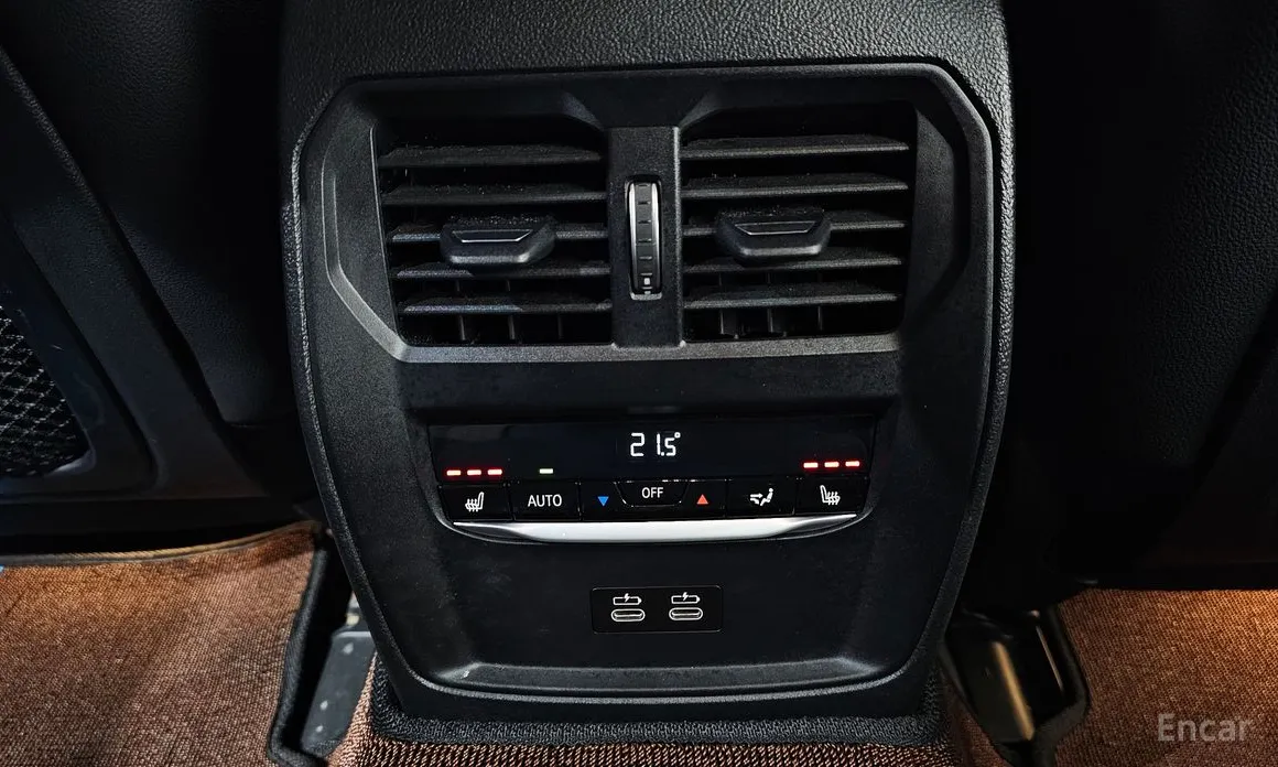 Фото 18 - BMW i4