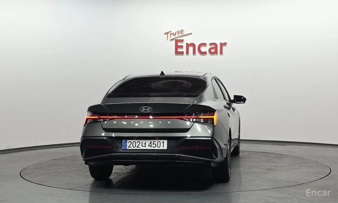 Фото 4 - Hyundai Avante