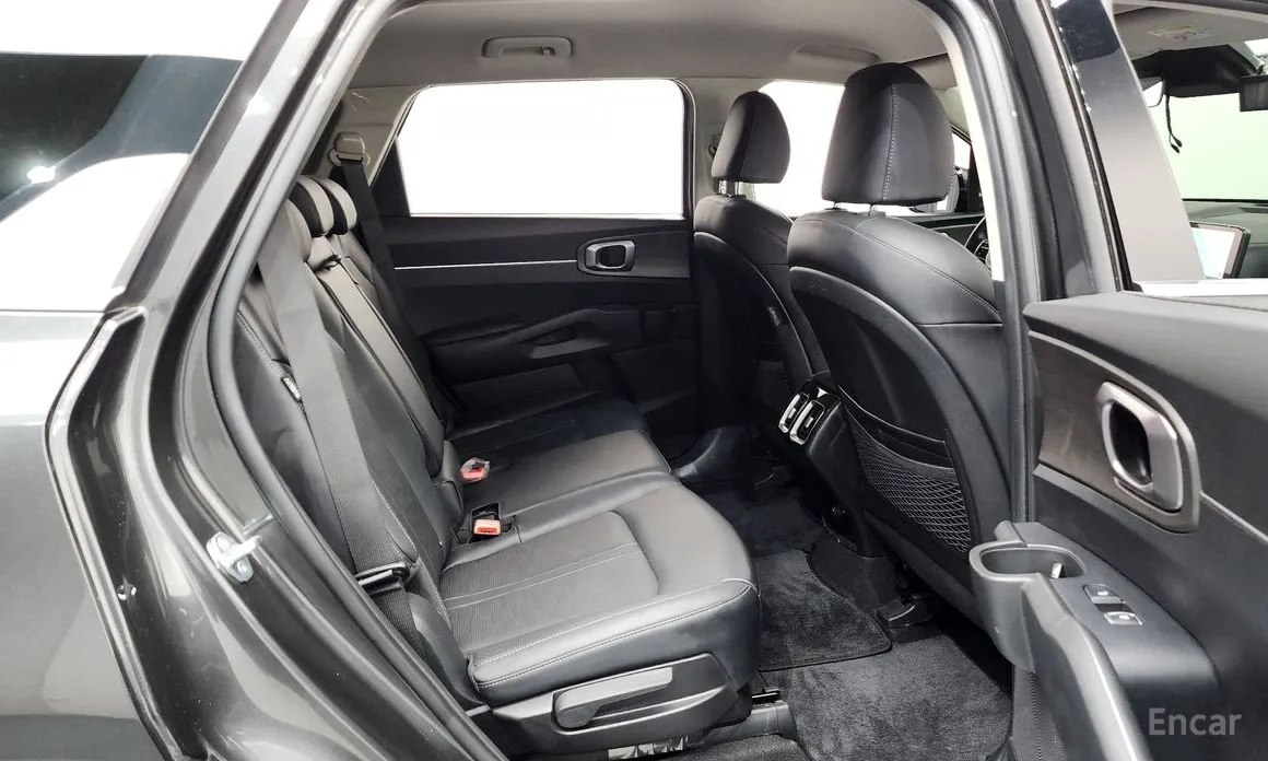 Фото 12 - Kia Sorento