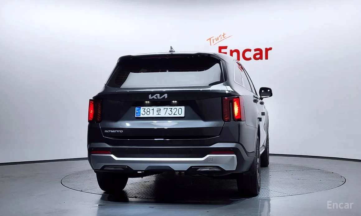 Фото 4 - Kia Sorento