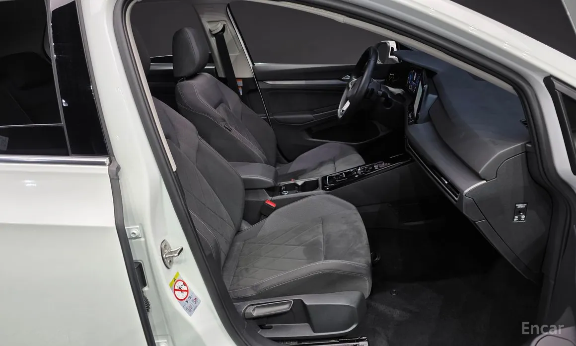 Фото 10 - Volkswagen Golf