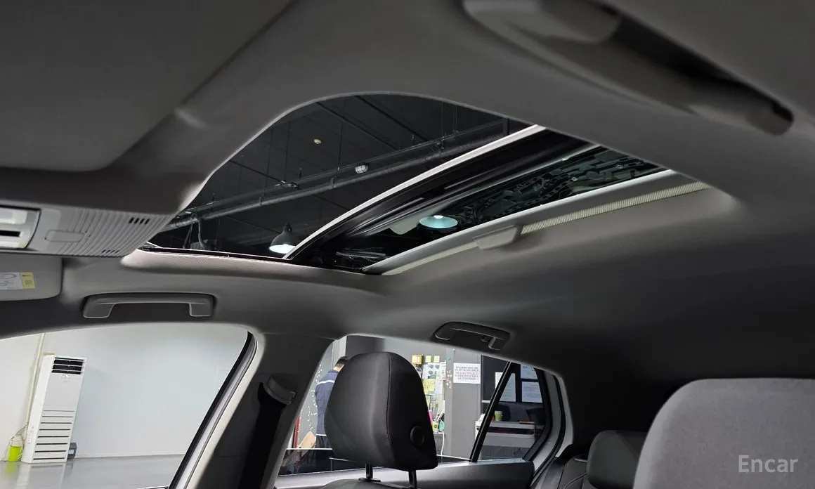 Фото 16 - Volkswagen Golf