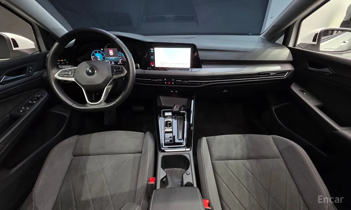 Фото 7 - Volkswagen Golf