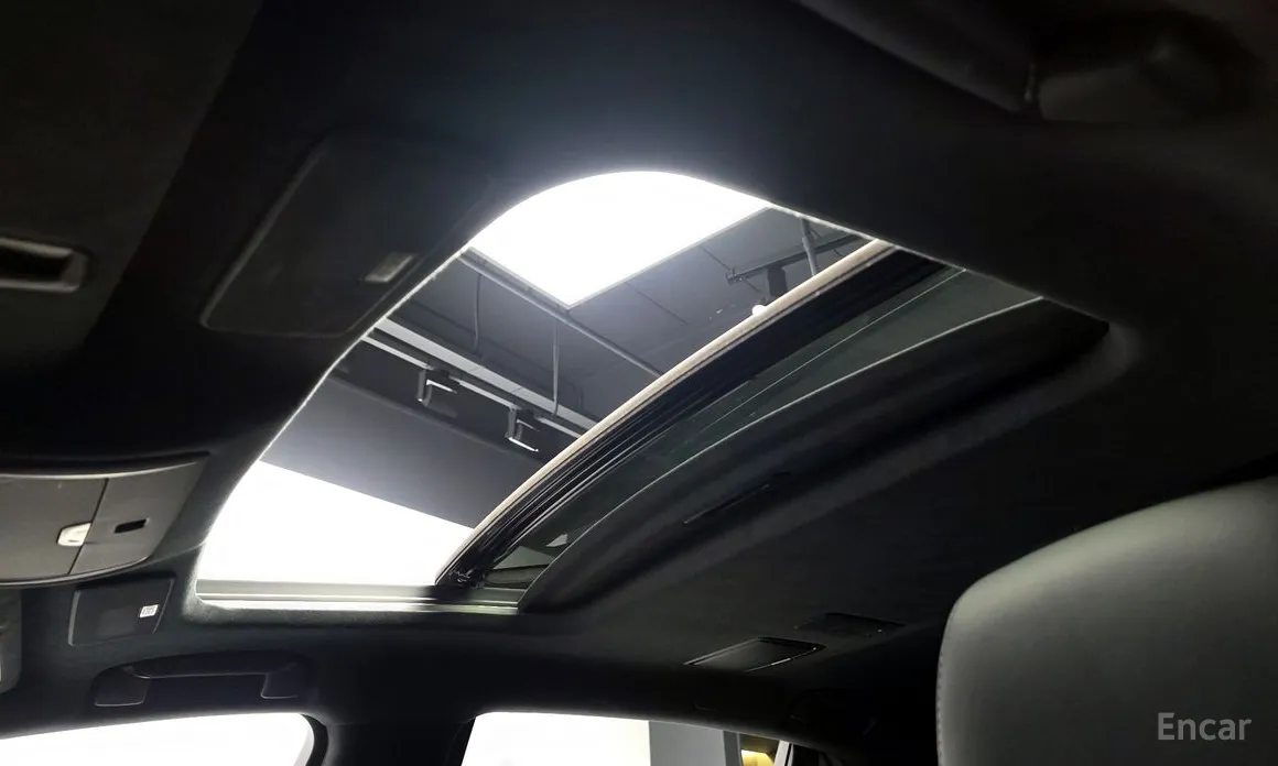 Фото 18 - Lexus LS