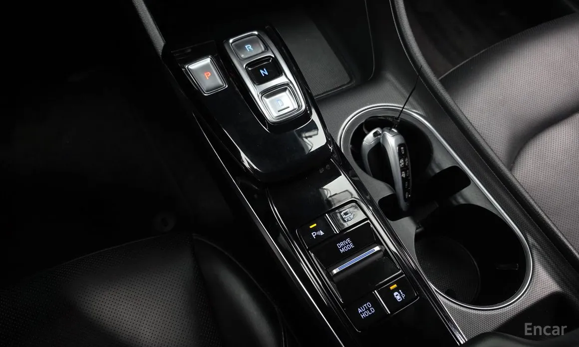 Фото 9 - Hyundai Sonata