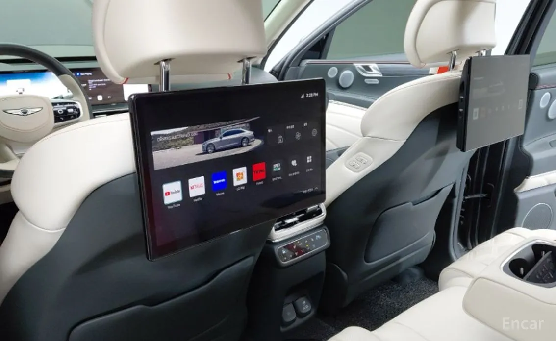 Фото 16 - Genesis GV80