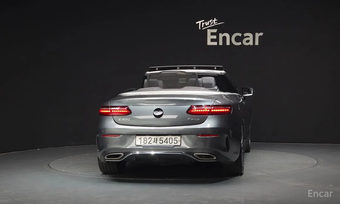 Фото 4 - Mercedes-Benz E-Class