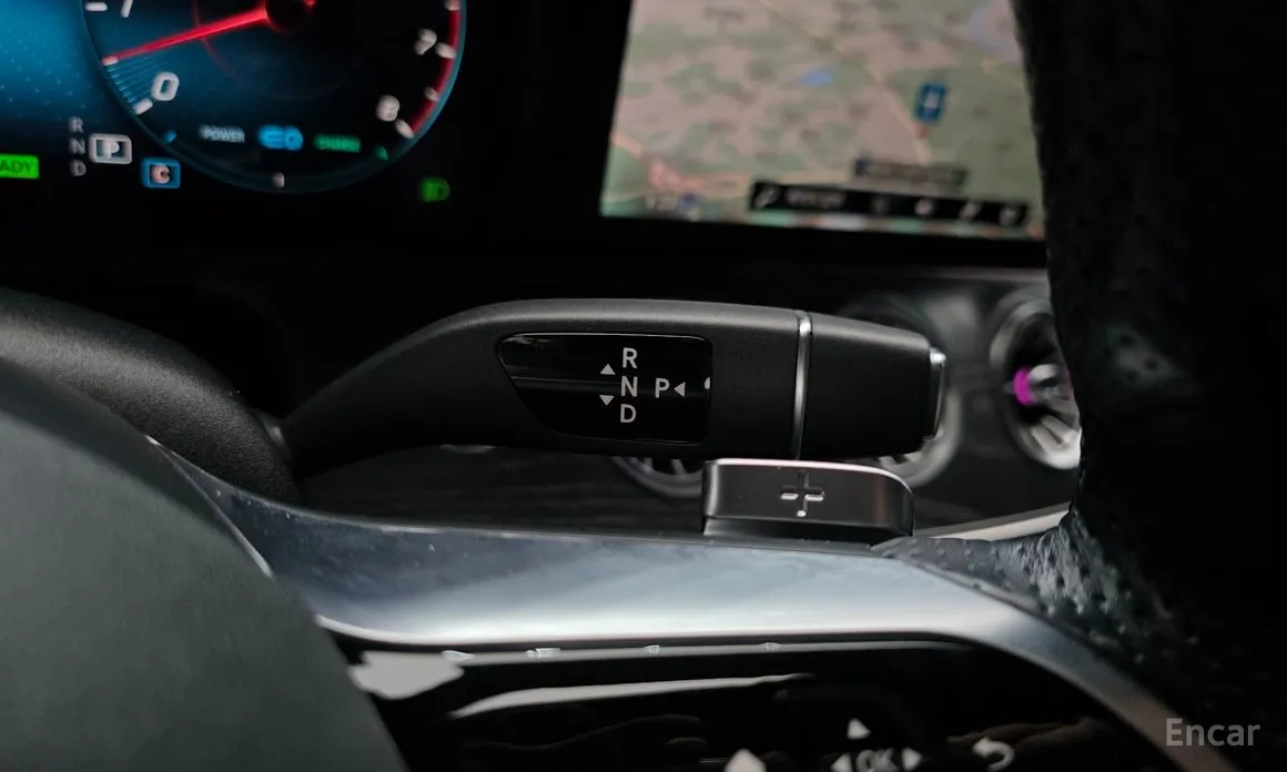 Фото 9 - Mercedes-Benz E-Class