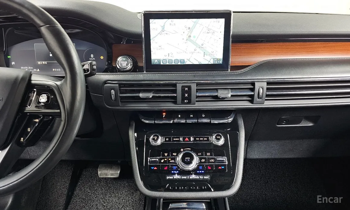 Фото 14 - Lincoln Corsair