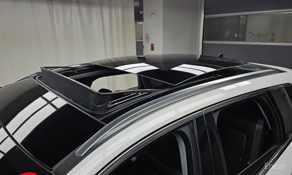 Фото 19 - Lincoln Corsair