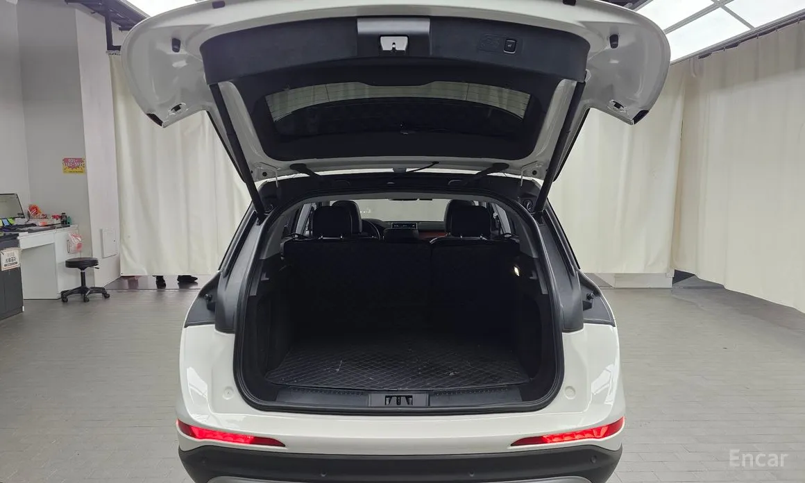 Фото 20 - Lincoln Corsair