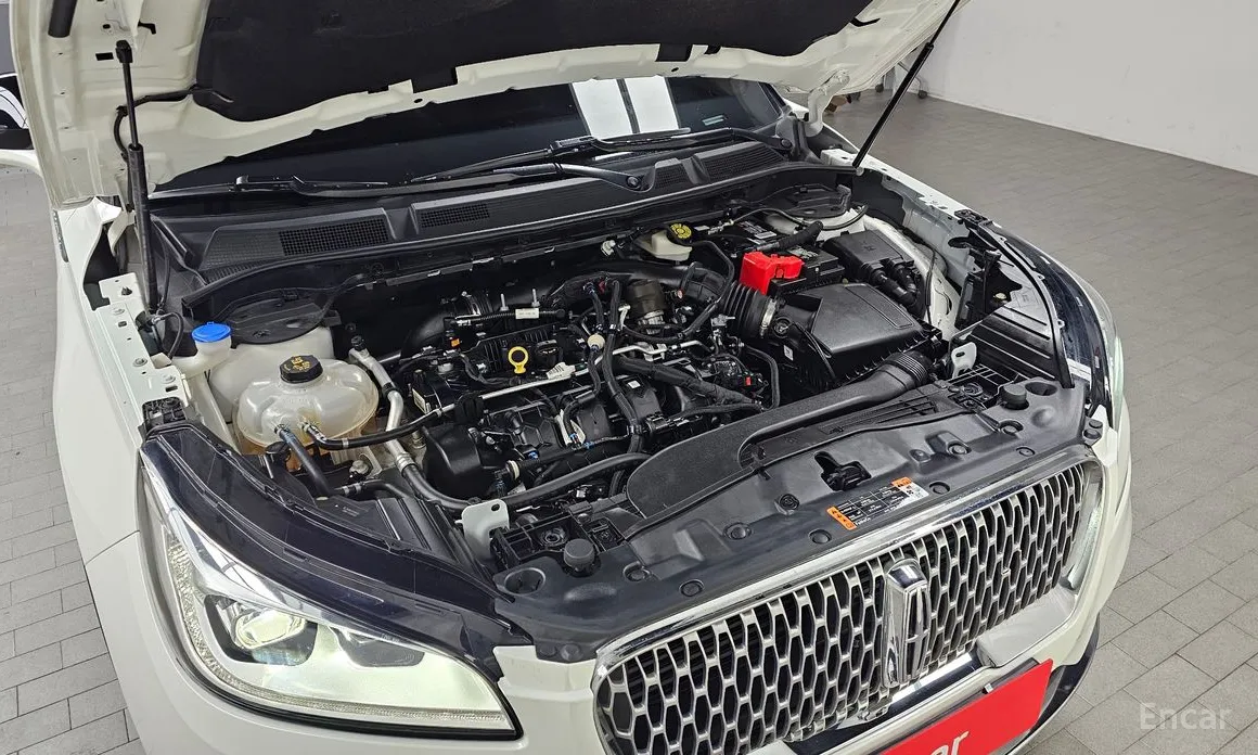 Фото 6 - Lincoln Corsair