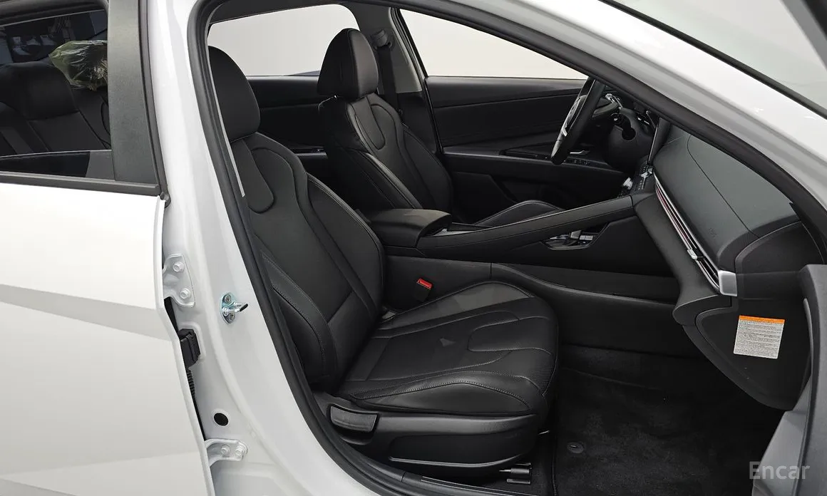 Фото 10 - Hyundai Avante