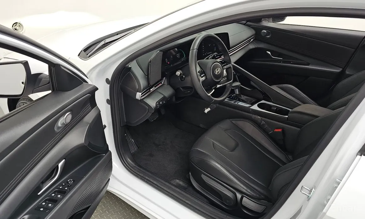 Фото 11 - Hyundai Avante