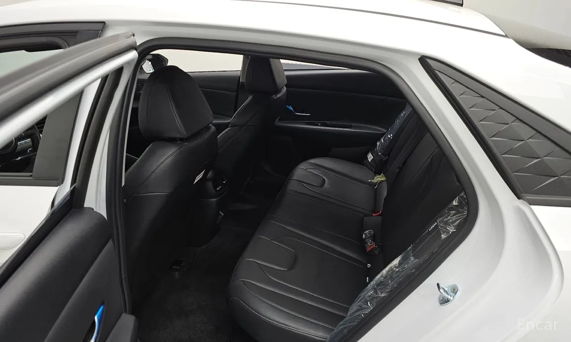 Фото 12 - Hyundai Avante