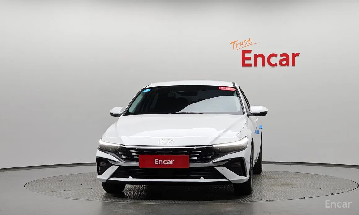 Фото 3 - Hyundai Avante