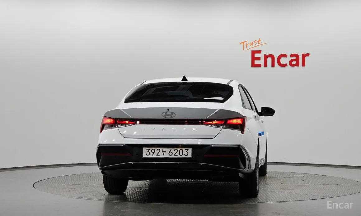 Фото 4 - Hyundai Avante