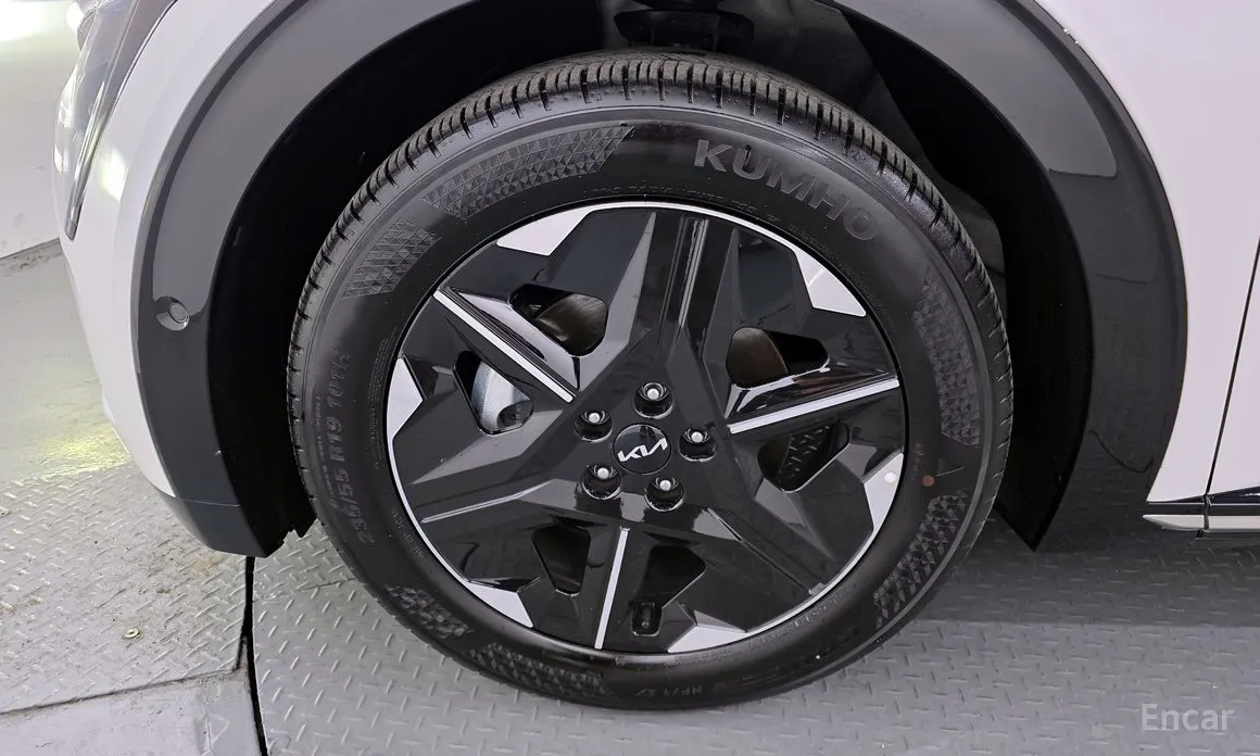 Фото 5 - Kia EV6