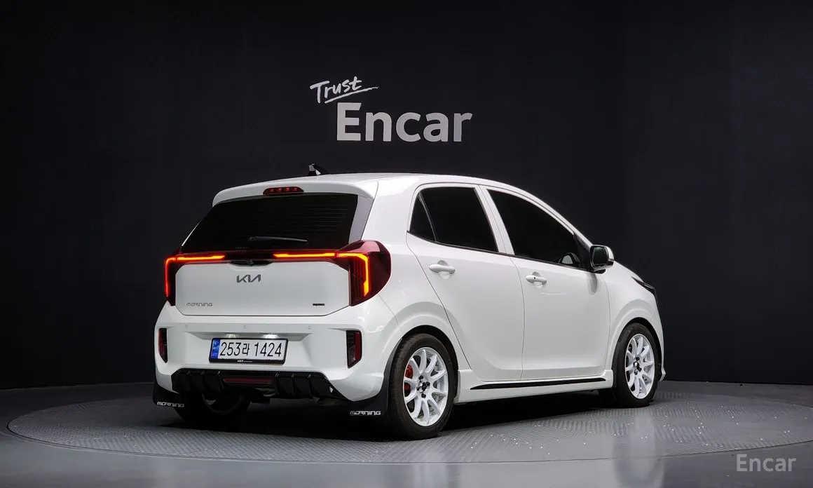 Фото 2 - Kia Morning