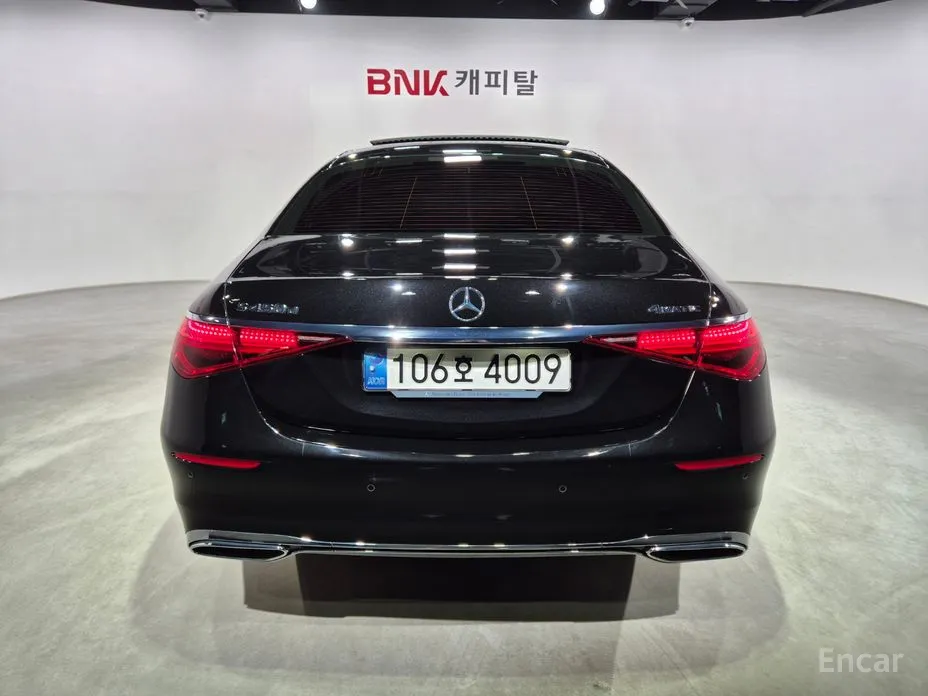 Фото 4 - Mercedes-Benz S-Class