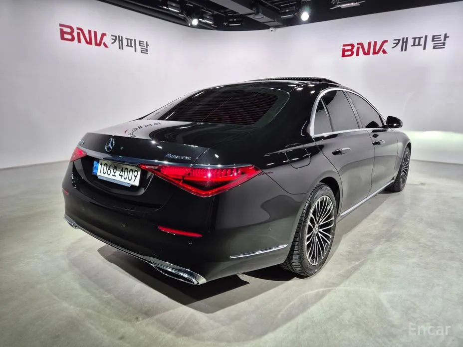 Фото 6 - Mercedes-Benz S-Class