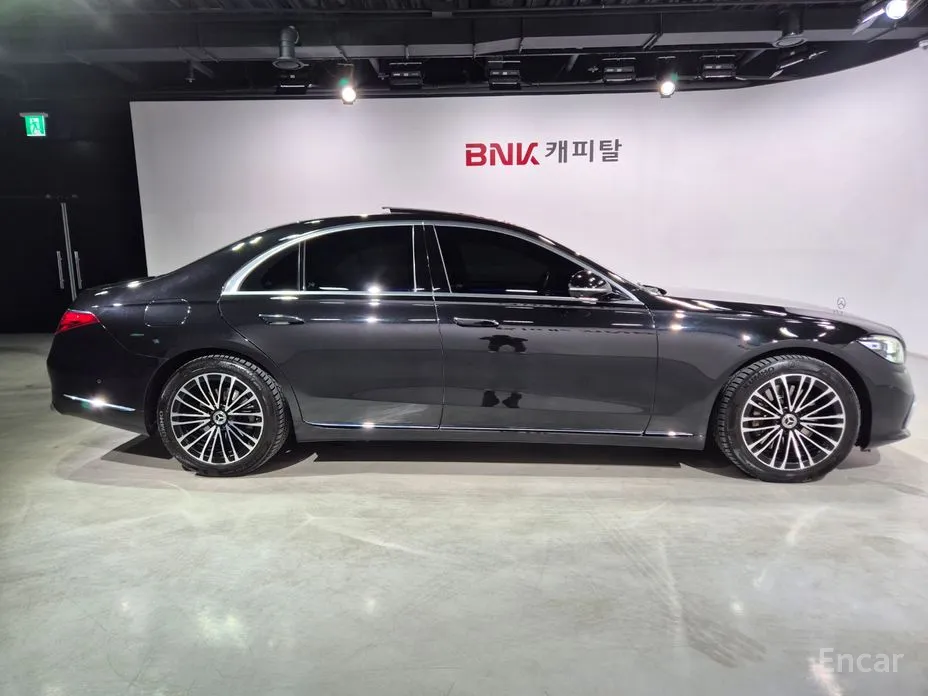 Фото 8 - Mercedes-Benz S-Class