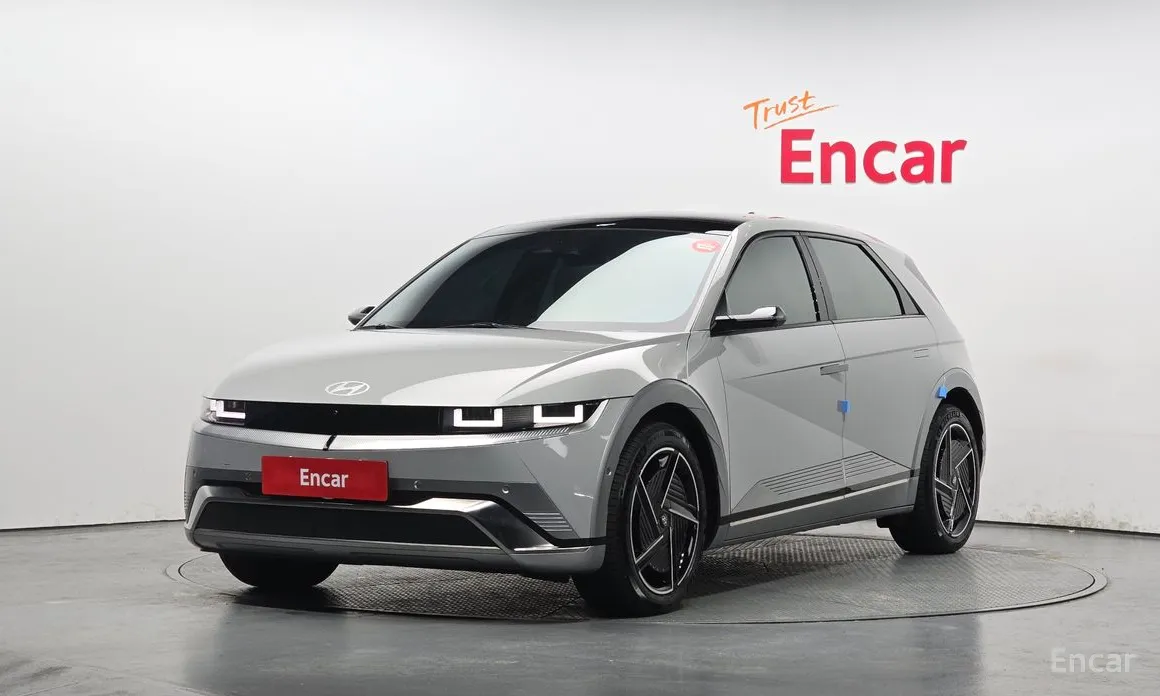 Photo 1 - Hyundai Ioniq 5