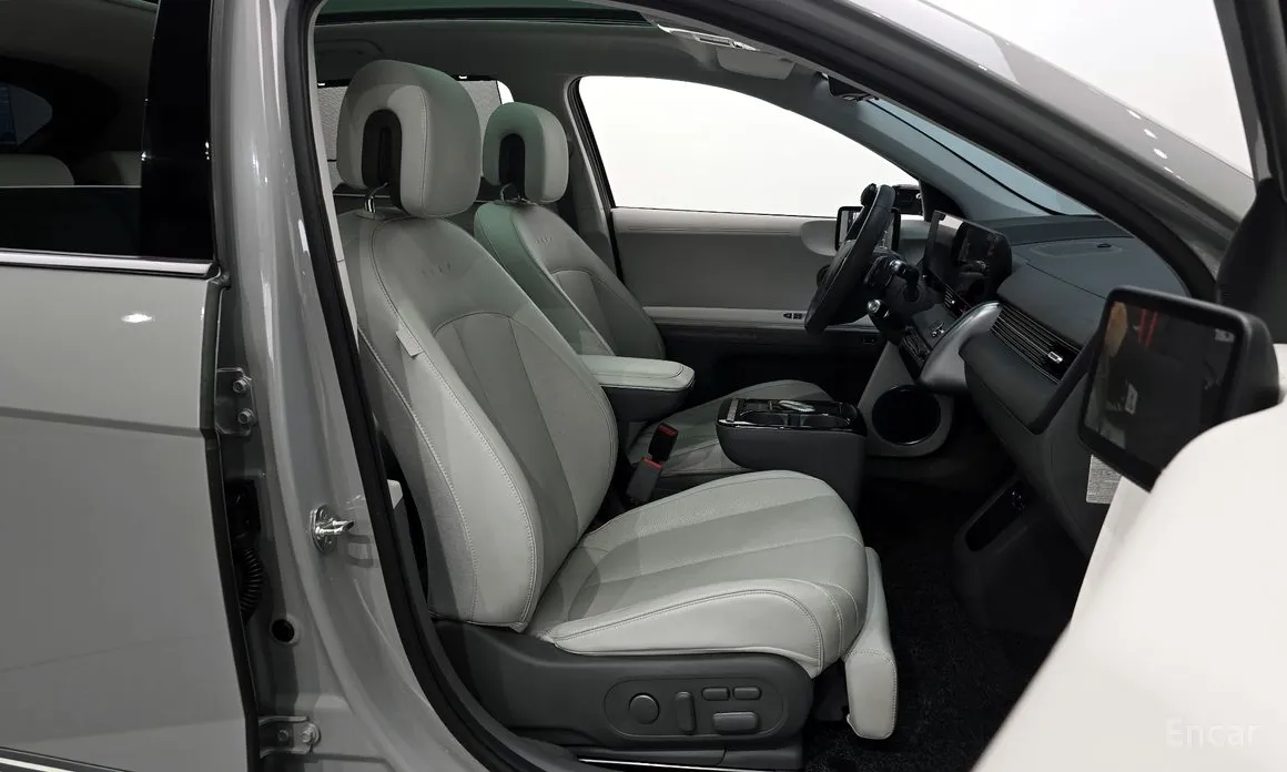 Photo 10 - Hyundai Ioniq 5