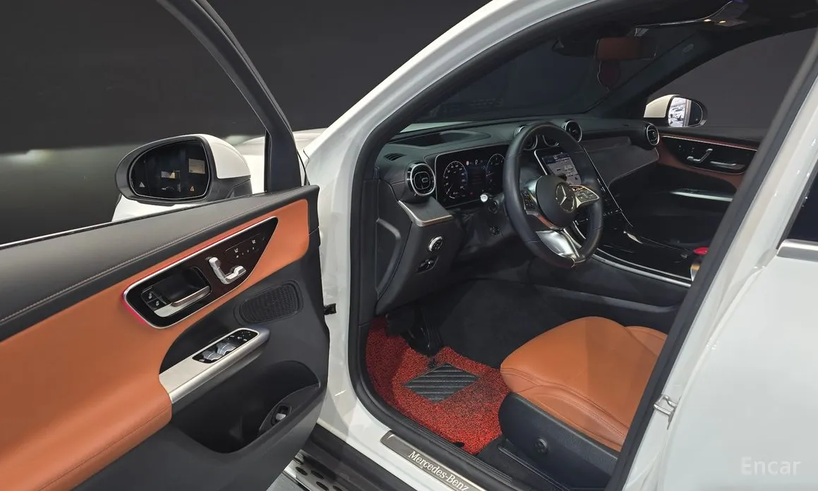 Mercedes-Benz GLC-Class 2023 GLC220 d 4MATIC