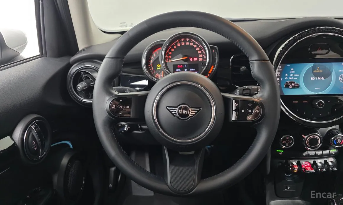 Фото 13 - Mini Cooper