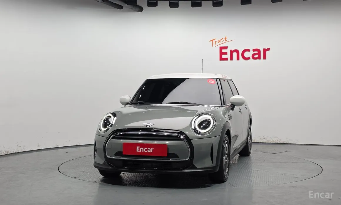 Фото 3 - Mini Cooper